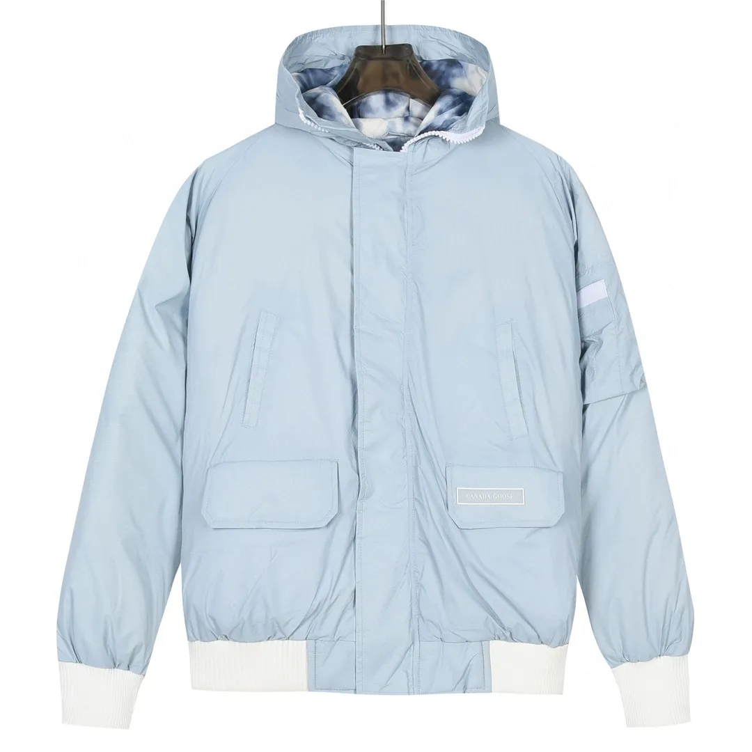 P860 Big Goose 01 Glacial White Label Down Jacket Canada Goose Canada Goose FW21 Chilliwack Series Glacial Haze White Label 01 Pilot Solid Color Hooded Down Jacket Down Jacket Winter Unisex Description: The Chilliwack bomber jacket was originally designed for pilots in uninhabited areas in northern Canada. It is durable, warm and easy to move, which can meet the needs of pilots working in the Arctic waterways. Chilliwack's iconic style remains popular and is a popular jacket from Canada Goose. The Northern Lights capsule collection is reimagined in rich hues inspired by the stunning colors of Canada's north. The Glacial Haze capsule series is improved with an eye-catching and layered color series, giving people the feeling of being caught in the mist around icebergs and glaciers. Material list: 1⃣ Original custom-made double plain 9500-100% nylon nylon fabric 2⃣ Original YKK zipper, not a sub-factory product 3⃣ National standard 80% widely inspected white duck down, (ZP uses 80% white duck down/everything that boasts 90% is fake) Material analysis characteristics: 1⃣ Original factory/9500-100% nylon100% nylon Lurex yarn is actually 100% nylon. Nowadays, there are few pure ones. Most of them are mixed with cotton or polyester. Our top-quality original version is developed in accordance with ZP and uses the same material. 2⃣ As we all know, the original version uses 80% white duck down. The fill power refers to the cubic inches of volume occupied by each ounce (30 grams) of down under certain conditions. If one ounce of down occupies 500 cubic inches, the fill power of the down is 500. So we can simply understand it as: fill power is the volume of down, and the volume of down is fill power. The higher the fill power of down, it means that under the same filling amount, down can fix a larger volume of air layer to keep warm and insulate, so the warmth retention of down is better. Summary: Note: In order to maximize profits during the production process, some businesses add toxic waste silk, 50 velvet, hand-feel velvet, etc. to clothes! But on the outside of the clothes, good fabrics are used. It is said to be 90% white duck down at purchasing agent level, or even more exaggeratedly said to be 90% white goose down, to fool the layman! (You can consult the official Big Goose. All authentic styles are made of white duck down.) I will also teach you a more practical trick: buy an authentic product from Tmall, and at the same time buy a piece of clothing from a merchant you trust, and come back to compare the details. (Tmall offers 7-day no-reason returns and S+ offers 15-day no-reason returns without affecting secondary sales.) ⚠️ Remember, you get what you pay for! Don't be greedy for small gains, or you will suffer big losses! Every customer is welcome to ask questions and we will continue to improve product quality and service! Product color: black, white, dawn blue, mood blue Size: S, M, L, XL, XXL